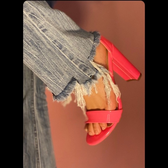 Medium Wash bootcut jeans💙 - Picture 3 of 3